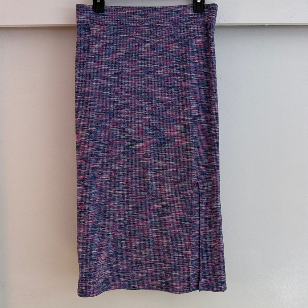 Super Flattering Pink Purple Knit Sweater Skirt